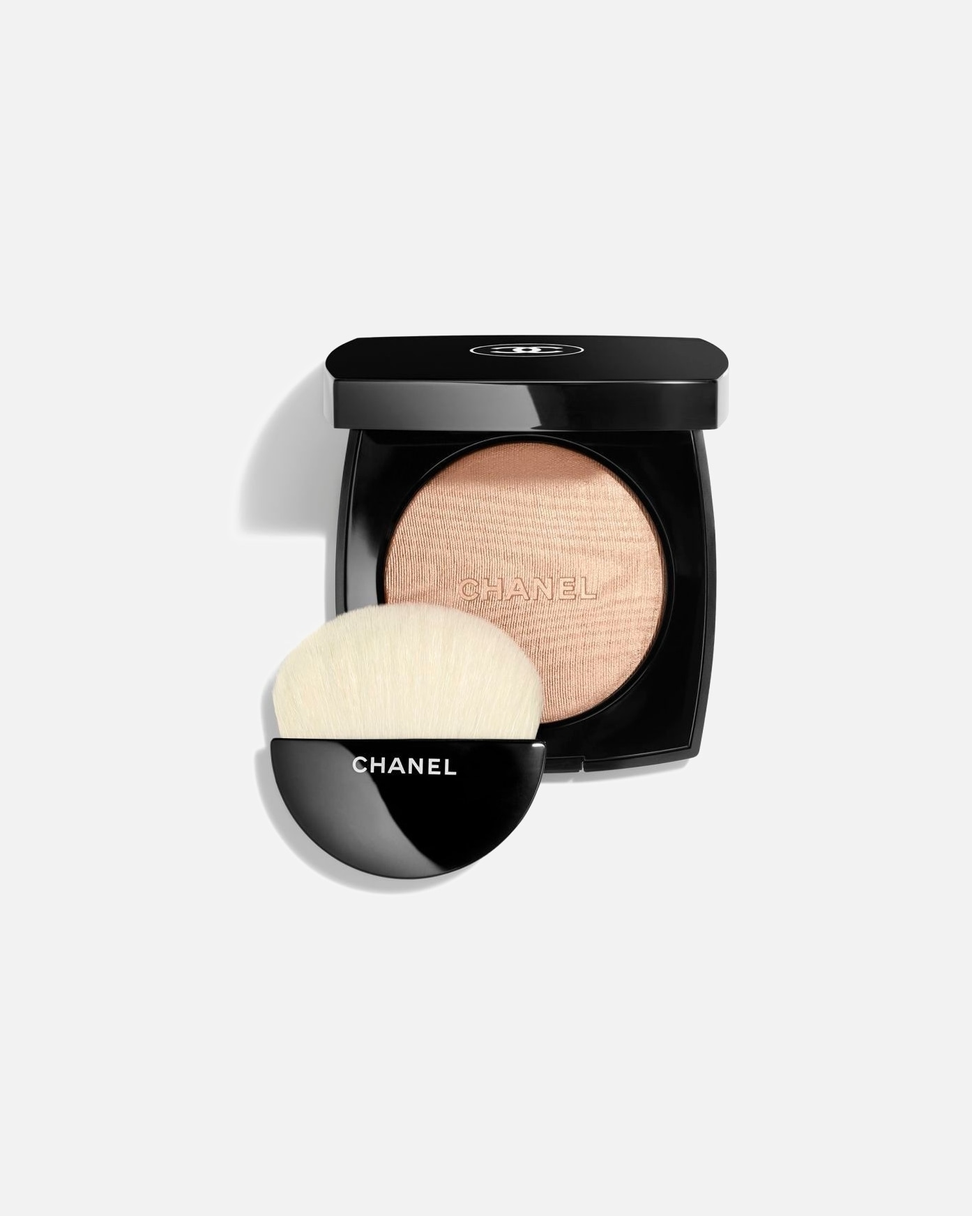 Švytėjimo suteikianti priemonė/highlighteris UnisexCHANELPOUDRE LUMIÈRENR. 10 - IVORY GOLD