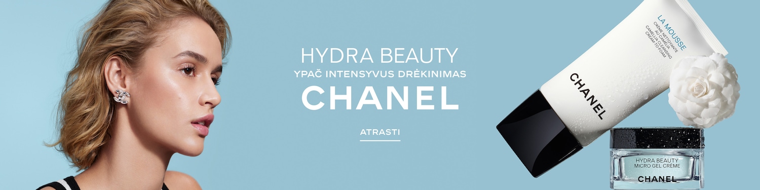 CHANEL Hydra Beauty kremas ir valomasis prausiklis su balta kamelija šviesiame fone