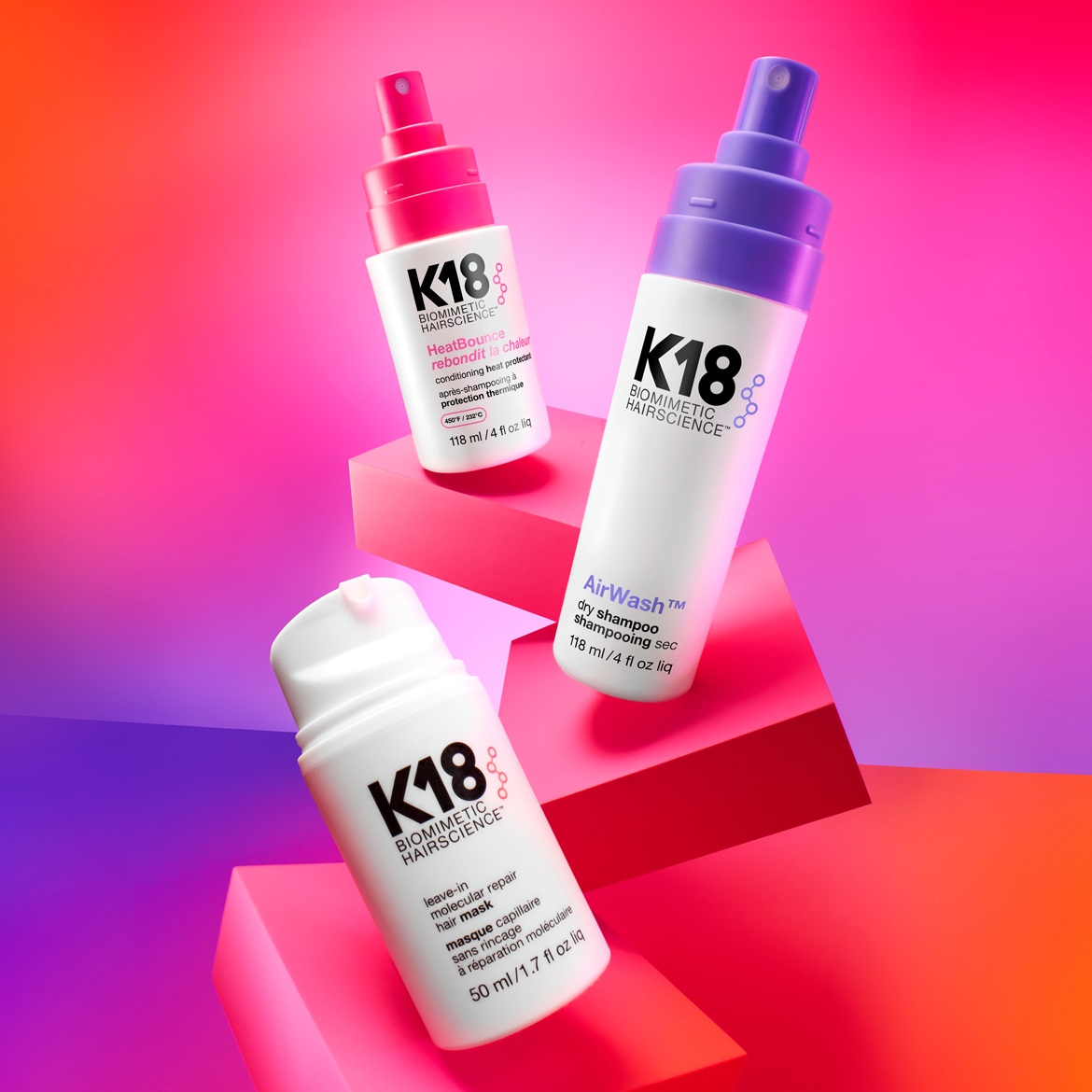 K18 Biomimetic Hairscience HeatBounce kondicionuojantis purškiklis, apsaugantis nuo karščio, rožinės spalvos buteliuke su purkštuku, skirtas naudoti po plovimo, apsaugo plaukus nuo 450°F/232°C karščio, 118 ml/4 fl oz.
