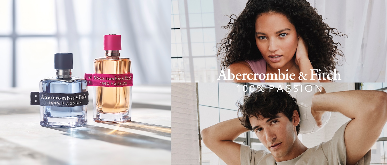 Abercrombie & Fitch 100% Passion kvepalai ir reklaminiai vaizdai šviesiame fone.